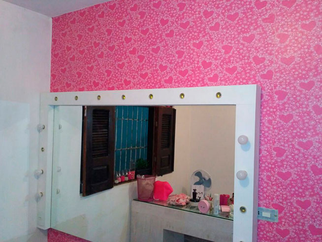 Serviços de Aplicação de Papel de Parede